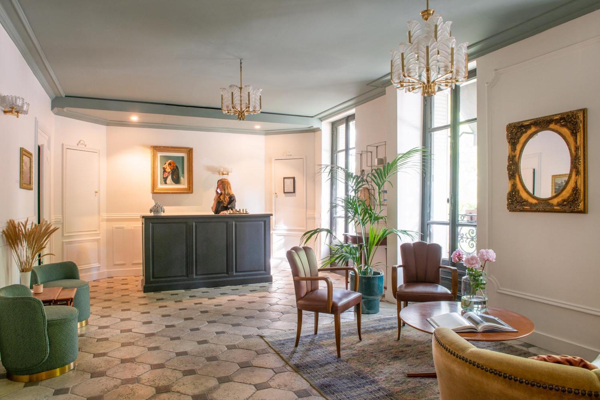 Hotel De La Porte Doree Paris Eksteriør bilde